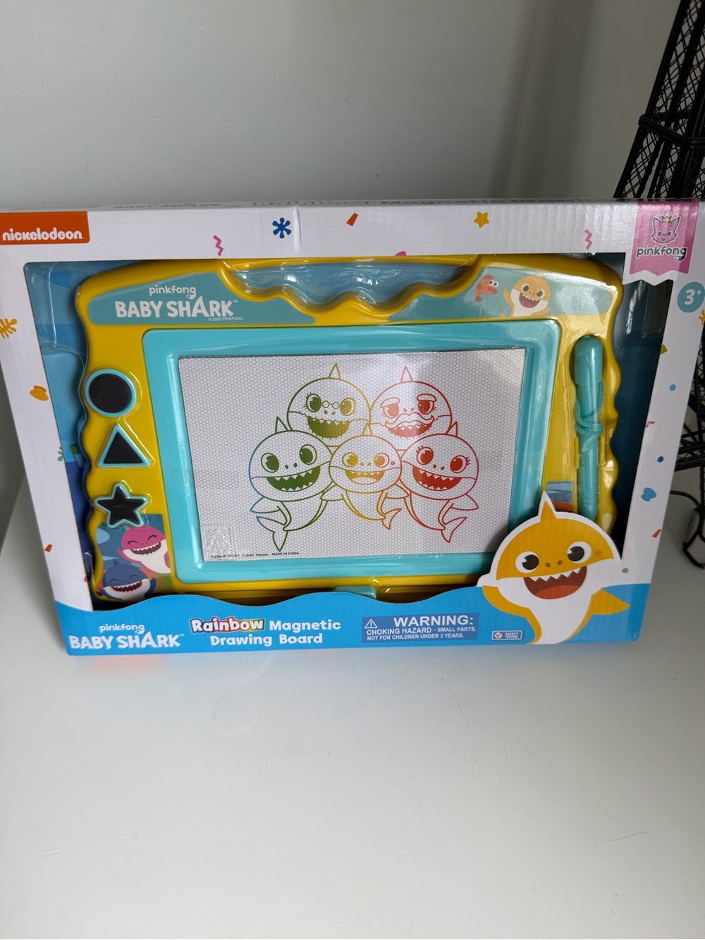 Pinkfong Baby Shark Rainbow Magnetic Drawing Board - Yellow & Teal